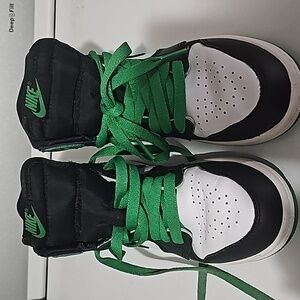 Jordan Retro One "Pine Green"